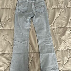 Levi's Women's Light Flare Jeans